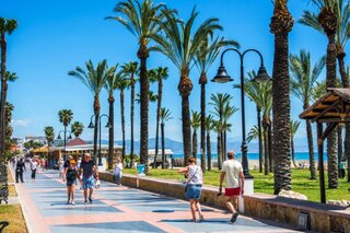 Torremolinos - Boulevard - Buitenhof Reizen begeleide vakanties voor mensen met een verstandelijke beperking.