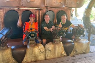 Moviepark & Phantasialand - Reizigers in attractie - Buitenhof Reizen begeleide vakanties voor mensen met een verstandelijke beperking Moviepark & Phantasialand - Reizigers in attractie - Buitenhof Reizen begeleide vakanties voor mensen met een verstandelijke beperking