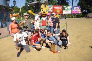 Walibi, Apenheul & Slagharen - Groepsfoto Walibi - Buitenhof Reizen begeleide vakanties voor mensen met een verstandelijke beperking Walibi, Apenheul & Slagharen - Groepsfoto Walibi - Buitenhof Reizen begeleide vakanties voor mensen met een verstandelijke beperking