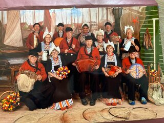 Klederdracht Volendam - Buitenhof Reizen begeleide vakanties voor mensen met een verstandelijke beperking Klederdracht Volendam - Buitenhof Reizen begeleide vakanties voor mensen met een verstandelijke beperking