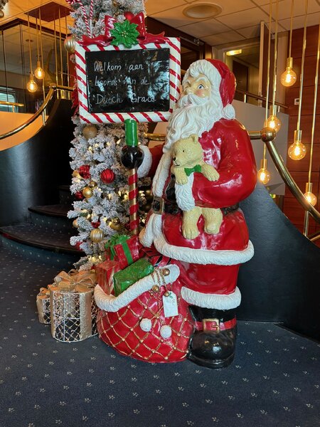 Buitenhof Reizen voor mensen met een verstandelijke beperking - MS Dutch Grace -Welkom kerstman Buitenhof Reizen voor mensen met een verstandelijke beperking - MS Dutch Grace -Welkom kerstman