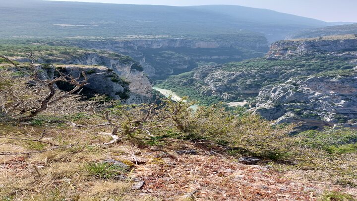 Buitenhof Reizen voor mensen met een verstandelijke beperking - Ondernemend - Actieve vakantie in de Verdon - klif Buitenhof Reizen voor mensen met een verstandelijke beperking - Ondernemend - Actieve vakantie in de Verdon - klif