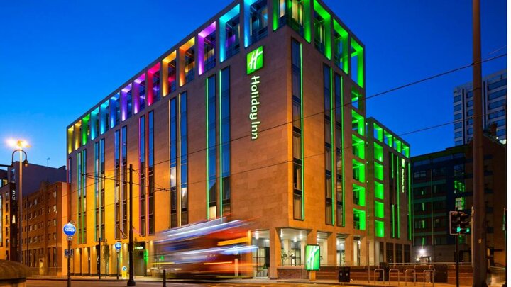 Buitenhof Reizen - voor mensen met een verstandelijke beperking - Manchester - holiday inn manchester