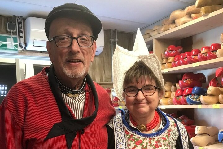 de Rijp Muziekreis - Klederdracht - Buitenhof Reizen begeleide vakanties voor mensen met een verstandelijke beperking. de Rijp Muziekreis - Klederdracht - Buitenhof Reizen begeleide vakanties voor mensen met een verstandelijke beperking.