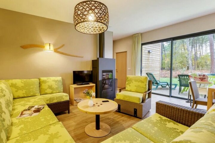 Buitenhof Reizen - La Vienne - begeleide vakanties voor mensen met een beperking - Center Parcs Le Bois aux Daims bungalow Buitenhof Reizen - La Vienne - begeleide vakanties voor mensen met een beperking - Center Parcs Le Bois aux Daims bungalow