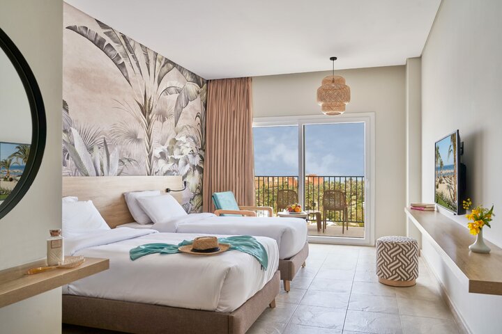 Kamer Sunny Beach Resort - Buitenhof Reizen begeleide vakanties voor mensen met een verstandelijke beperking Kamer Sunny Beach Resort - Buitenhof Reizen begeleide vakanties voor mensen met een verstandelijke beperking