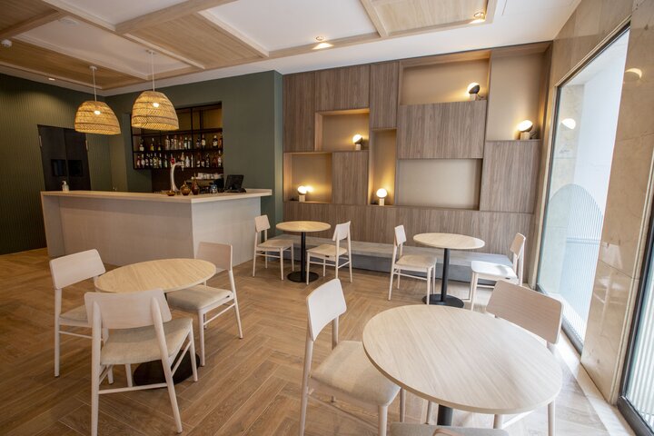 Buitenhof Reizen voor mensen met een verstandelijke beperking - Hotel Gravina - bar 3