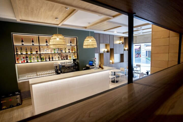 Buitenhof Reizen voor mensen met een verstandelijke beperking - Hotel Gravina - Bar