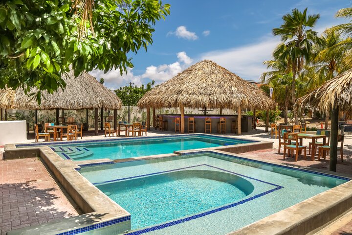 Buitenhof reizen voor mensen met een verstandelijke beperking-resort bonaire-Zwembad