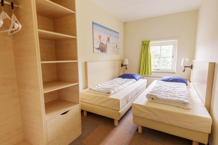 Buitenhof Reizen voor mensen met een verstandelijke beperking - Ouddorp - Center Parcs Zelande - slaapkamer