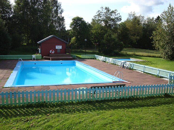 Buitenhof Reizen voor mensen met een verstandelijke beperking -Yttermalungs Camping - zwembad