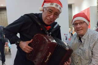 La Roche en Ardenne kerstavond - Buitenhof Reizen begeleide vakanties voor mensen met een verstandelijke beperking La Roche en Ardenne kerstavond - Buitenhof Reizen begeleide vakanties voor mensen met een verstandelijke beperking
