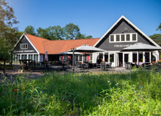 Buitenhof Reizen voor mensen met een verstandelijke beperking - zorg - Kleurige Tulpenroute - Buitenhof Fredesheim Buitenhof Reizen voor mensen met een verstandelijke beperking - zorg - Kleurige Tulpenroute - Buitenhof Fredesheim