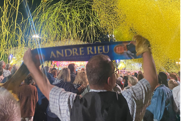 Buitenhof Reizen - Andre Rieu - begeleide vakanties voor mensen met een beperking - Concert Andre Rieu Buitenhof Reizen - Andre Rieu - begeleide vakanties voor mensen met een beperking - Concert Andre Rieu