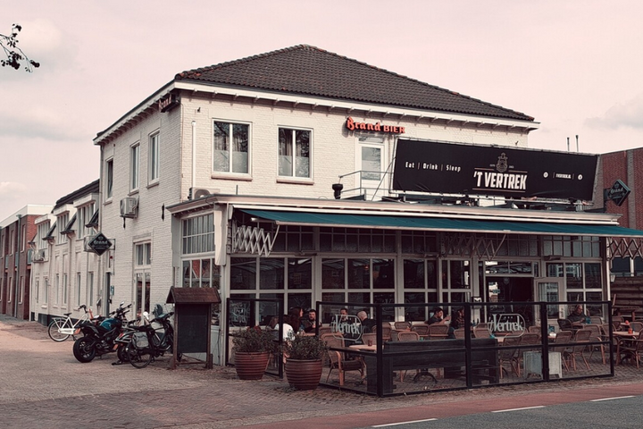 Buitenhof Reizen - Funpop - begeleide vakanties voor mensen met een beperking - Hotel 't Vertrek in Boxmeer Buitenhof Reizen - Funpop - begeleide vakanties voor mensen met een beperking - Hotel 't Vertrek in Boxmeer