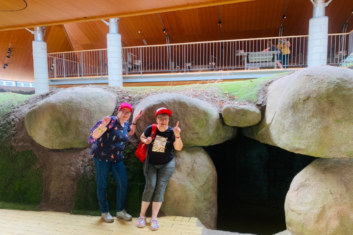 Buitenhof Reizen - Emmen - begeleide vakanties voor mensen met een beperking - Hunebedden Emmen Buitenhof Reizen - Emmen - begeleide vakanties voor mensen met een beperking - Hunebedden Emmen