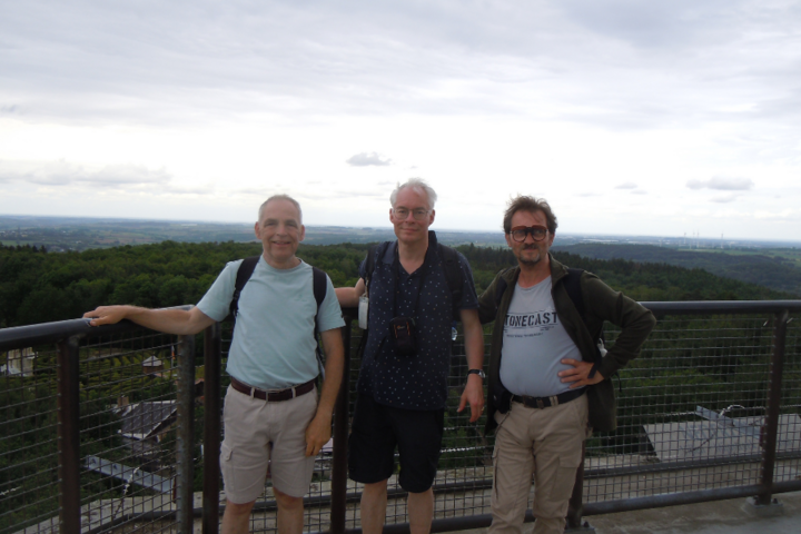 Buitenhof Reizen - Gulpen - begeleide vakanties voor mensen met een beperking - Sky Walk Drielandenpunt Buitenhof Reizen - Gulpen - begeleide vakanties voor mensen met een beperking - Sky Walk Drielandenpunt