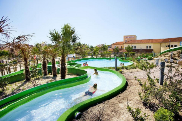 Buitenhof Reizen - Ouddorp - Begeleide vakanties voor mensen met een beperking - Center Parcs Port Zelande subtropisch zwemparadijs Buitenhof Reizen - Ouddorp - Begeleide vakanties voor mensen met een beperking - Center Parcs Port Zelande subtropisch zwemparadijs