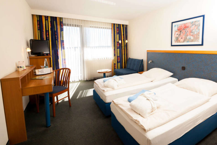 Buitenhof Reizen - Willebadessen - Begeleide vakanties voor mensen met een beperking - Hotel der Jagerhof Buitenhof Reizen - Willebadessen - Begeleide vakanties voor mensen met een beperking - Hotel der Jagerhof