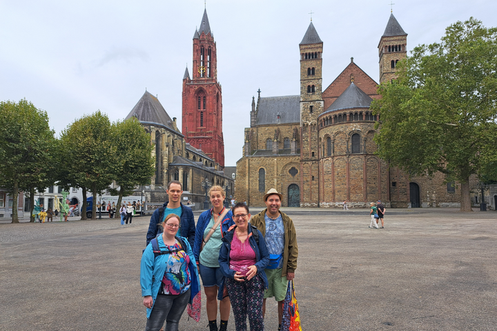 Buitenhof Reizen - Gulpen - begeleide vakanties voor mensen met een beperking - Bezoek Maastricht Buitenhof Reizen - Gulpen - begeleide vakanties voor mensen met een beperking - Bezoek Maastricht