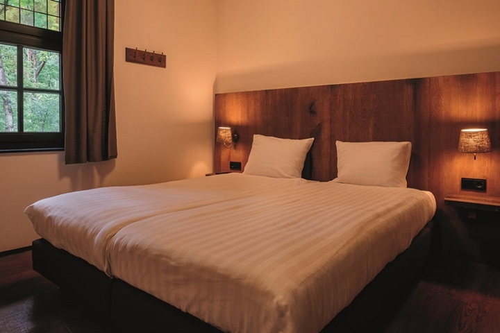 Buitenhof Reizen - Efteling - begeleide vakanties voor mensen met een beperking - Vakantiepark Bosrijk slaapkamer Buitenhof Reizen - Efteling - begeleide vakanties voor mensen met een beperking - Vakantiepark Bosrijk slaapkamer