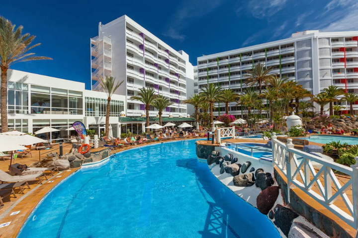 Buitenhof Reizen - Gran Canaria - begeleide vakanties voor mensen met een beperking - Abora Buenaventura by Lopesan Hotels zwembad Buitenhof Reizen - Gran Canaria - begeleide vakanties voor mensen met een beperking - Abora Buenaventura by Lopesan Hotels zwembad