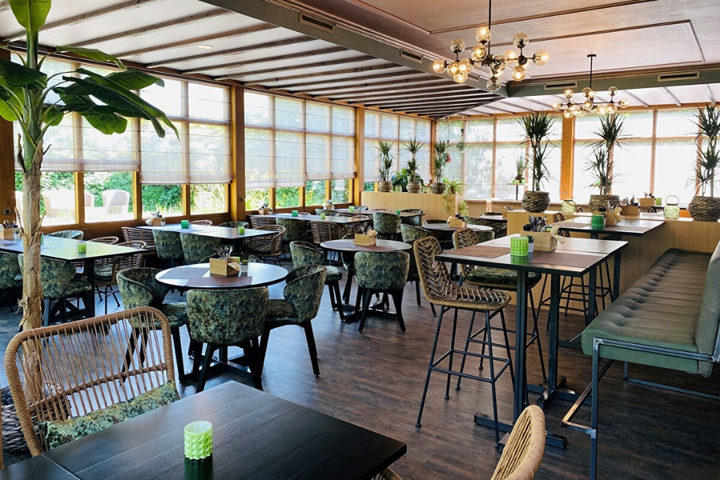 Buitenhof Reizen - Valkenburg - begeleide vakanties voor mensen met een beperking - Hotel Schaepkens van St. Fijt restaurant Buitenhof Reizen - Valkenburg - begeleide vakanties voor mensen met een beperking - Hotel Schaepkens van St. Fijt restaurant