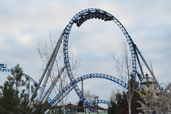 Buitenhof Reizen - Ondernemend - Europa park - begeleide groepsreizen voor mensen met een verstandelijke beperking - Achtbaan