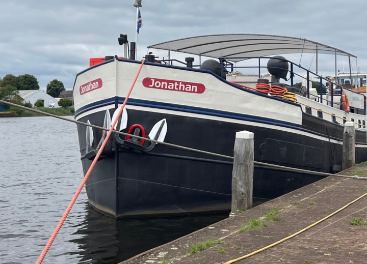Buitenhof Reizen voor mensen met een verstandelijke beperking - Rustig Aan - Vaarvakantie door Overijssel - Schip Jonathan