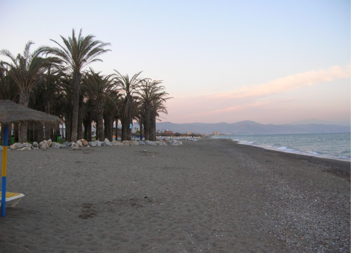 Buitenhof Reizen voor mensen met een verstandelijke beperking - Ondernemend - Torremolinos - strand Buitenhof Reizen voor mensen met een verstandelijke beperking - Ondernemend - Torremolinos - strand