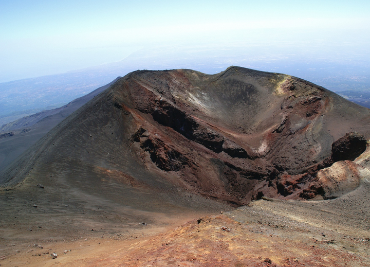 Buitenhof Reizen voor mensen met een verstandelijke beperking - Ondernemend - Italiaanse gezelligheid in Sicilië - vulkaan Etna Buitenhof Reizen voor mensen met een verstandelijke beperking - Ondernemend - Italiaanse gezelligheid in Sicilië - vulkaan Etna