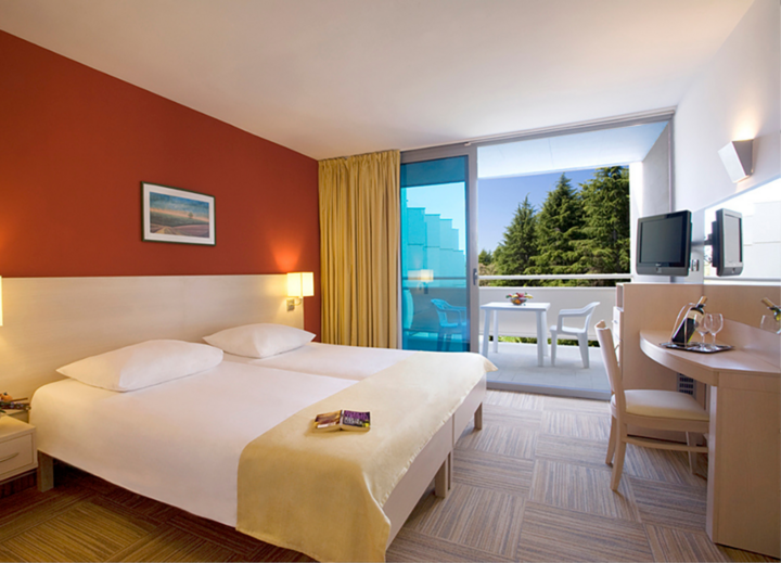 Buitenhof Reizen voor mensen met een verstandelijke beperking - Crystal Sunny Hotel - kamer voorbeeld Buitenhof Reizen voor mensen met een verstandelijke beperking - Crystal Sunny Hotel - kamer voorbeeld