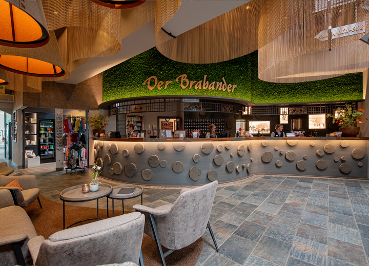 Buitenhof Reizen voor mensen met een verstandelijke beperking - hotel de Brabander - receptie Buitenhof Reizen voor mensen met een verstandelijke beperking - hotel de Brabander - receptie