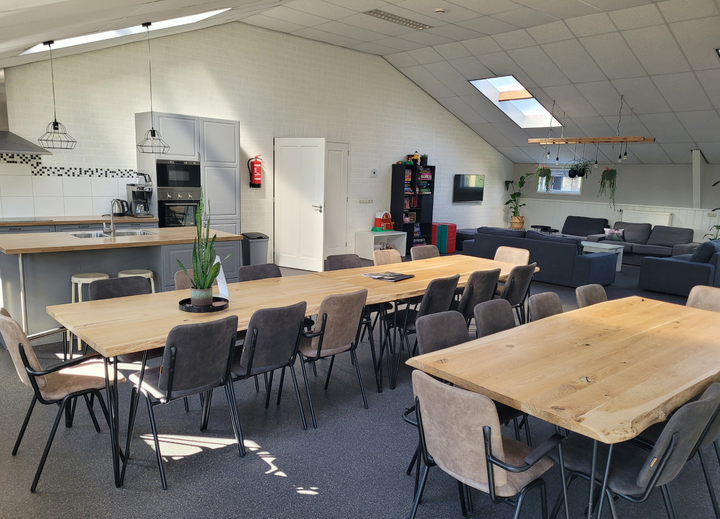 Buitenhof Reizen voor mensen met een verstandelijke beperking - de Moerderij - eetkamer Buitenhof Reizen voor mensen met een verstandelijke beperking - de Moerderij - eetkamer