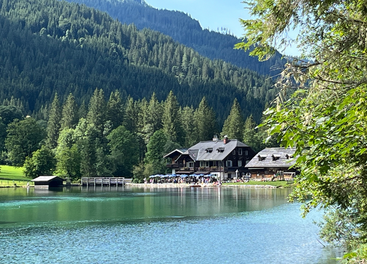 Buitenhof Reizen voor mensen met een verstandelijke beperking - Hotel Alpenzeit - meer vlakbij hotel Buitenhof Reizen voor mensen met een verstandelijke beperking - Hotel Alpenzeit - meer vlakbij hotel