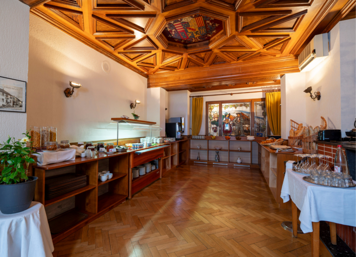 Buitenhof Reizen voor mensen met een verstandelijke beperking - hotel Munsch - ontbijtbuffet Buitenhof Reizen voor mensen met een verstandelijke beperking - hotel Munsch - ontbijtbuffet