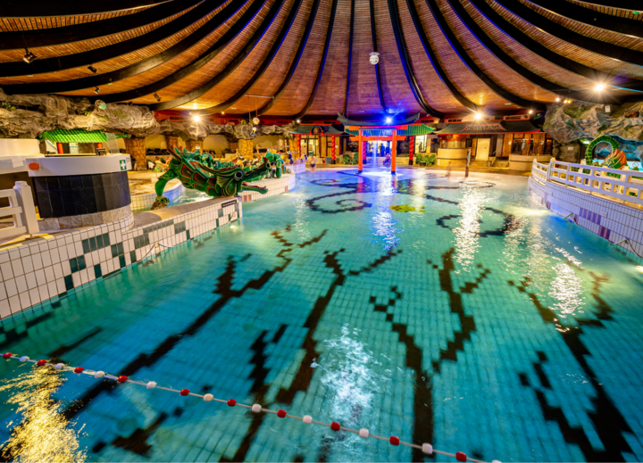 Buitenhof Reizen voor mensen met een verstandelijke beperking - de Bonte Wever - zwembad Buitenhof Reizen voor mensen met een verstandelijke beperking - de Bonte Wever - zwembad