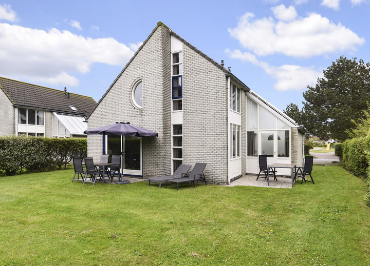 Buitenhof Reizen voor mensen met een verstandelijke beperking - Landal Ooghduyne - buitenkant accommodatie Buitenhof Reizen voor mensen met een verstandelijke beperking - Landal Ooghduyne - buitenkant accommodatie