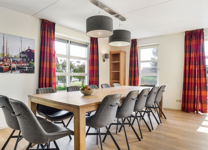 Buitenhof Reizen voor mensen met een verstandelijke beperking - Landal Waterparc Veluwemeer - woonkamer