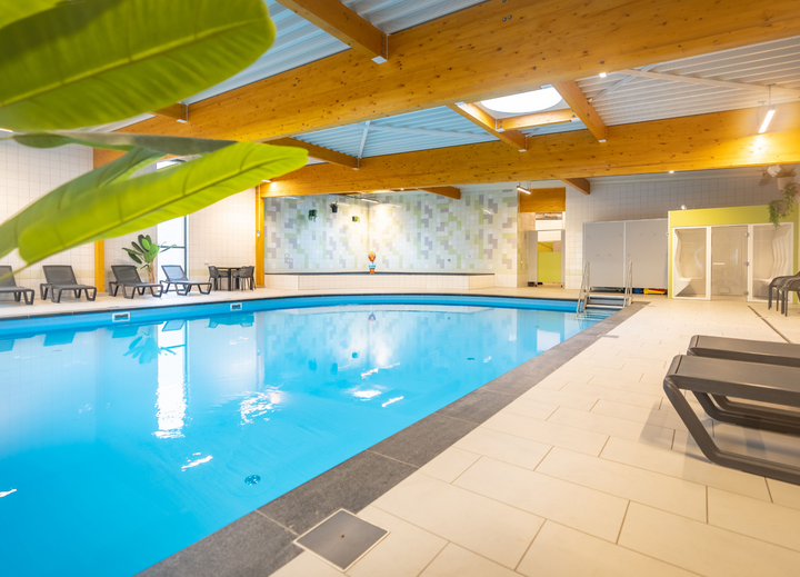 Buitenhof Reizen voor mensen met een verstandelijke beperking - Landal Vlinderhoeve - zwembad Buitenhof Reizen voor mensen met een verstandelijke beperking - Landal Vlinderhoeve - zwembad