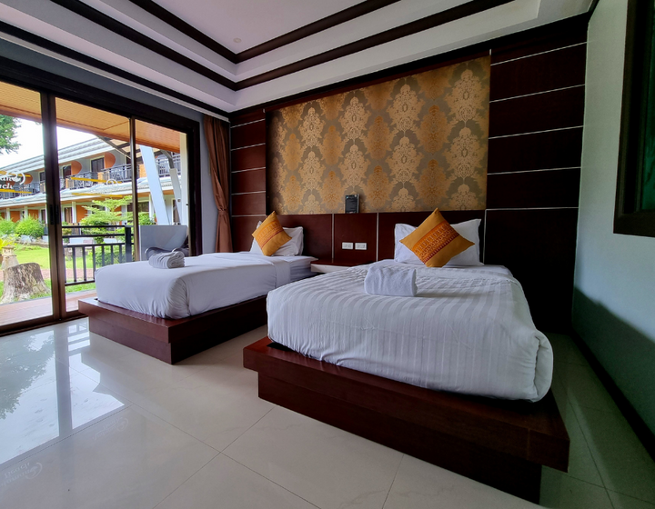 Buitenhof Reizen voor mensen met een verstandelijk beperking - Phi Phi Andaman Beach Resort (2) Buitenhof Reizen voor mensen met een verstandelijk beperking - Phi Phi Andaman Beach Resort (2)