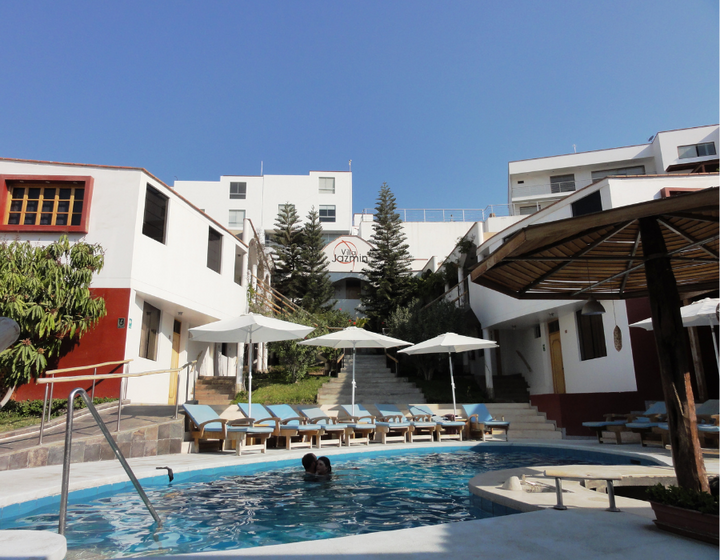 Buitenhof reizen voor mensen met een verstandelijke beperking - Villa Jazmin Buitenhof reizen voor mensen met een verstandelijke beperking - Villa Jazmin