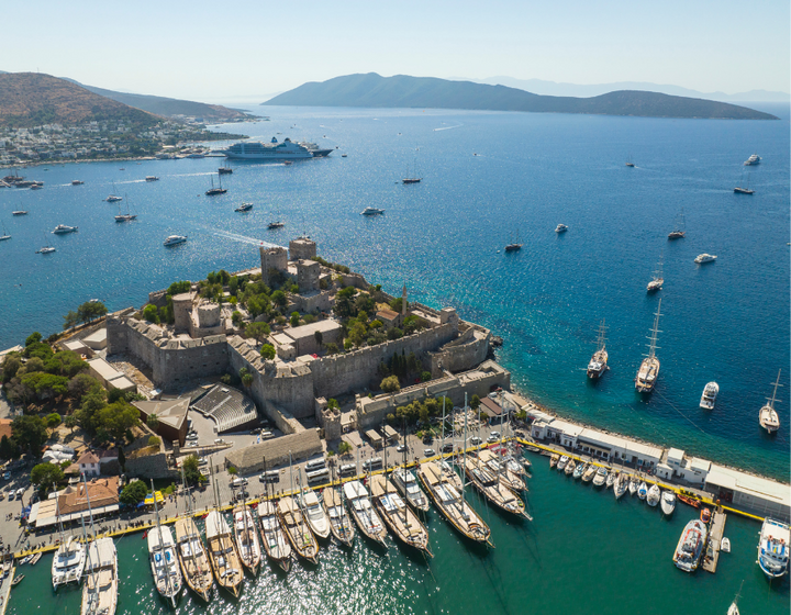 Buitenhof Reizen - Bodrum- begeleide groepsreizen voor mensen met een verstandelijke beperking- Haven Bodrum Buitenhof Reizen - Bodrum- begeleide groepsreizen voor mensen met een verstandelijke beperking- Haven Bodrum