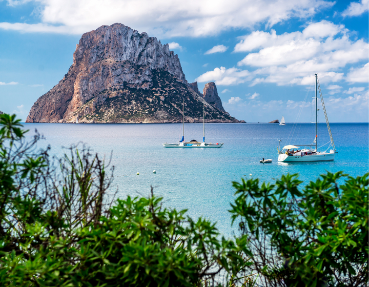 Buitenhof Reizen -Feesten op Ibiza- begeleide groepsreizen voor mensen met een verstandelijke beperking- Es vedra