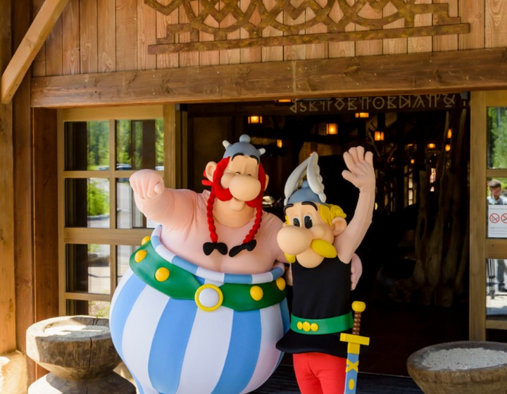 Buitenhof Reizen - Parc Asterix - begeleide groepsreizen voor mensen met een verstandelijke beperking - Asterix en Obelix