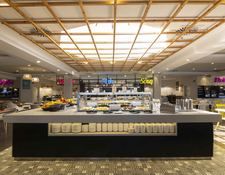 Buitenhof Reizen - Abora Continental by Lopesan - begeleide groepsreizen voor mensen met een verstandelijke beperking - buffet restaurant